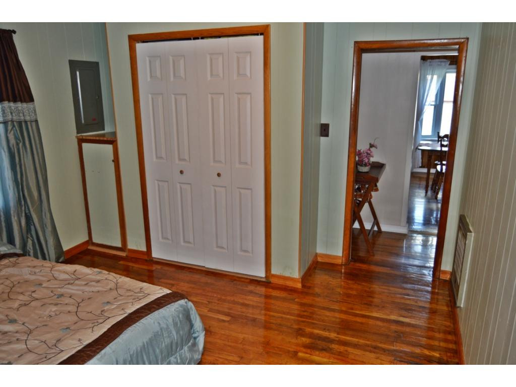 328 Piney Grove Road Hampton, TN 37658 - Photo 24 of 32 Photo 24