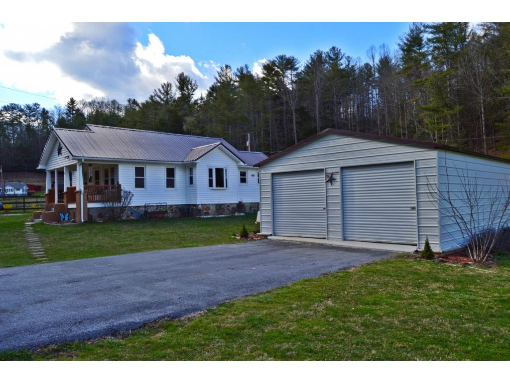 328 Piney Grove Road Hampton, TN 37658 - Photo 8 of 32 Photo 8