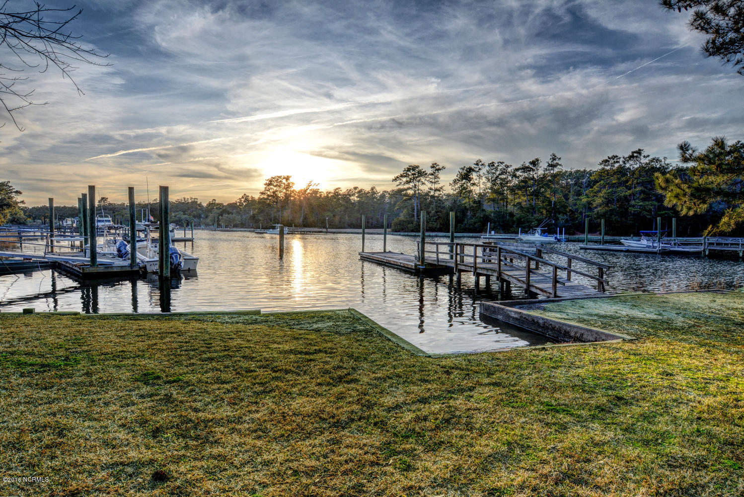 2 Cedar Island Road Wilmington, NC 28409 - Photo 3 of 24 2 Cedar Island Wilmington NC-large-003-1