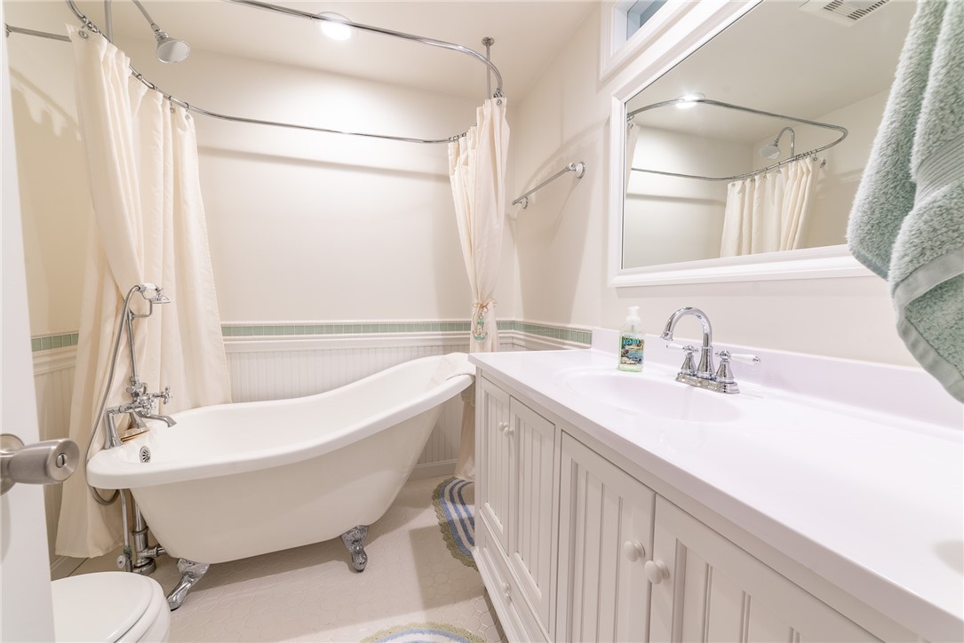 161 West Shore Road, Unit B11 Warwick, RI 02889 - Photo 25 of 30