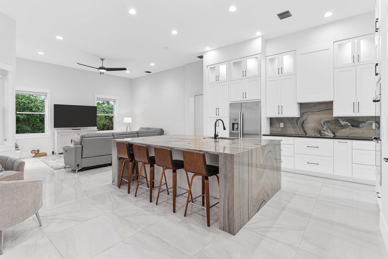 011-7320FallsRoadWest-BoyntonBeach-FL-33