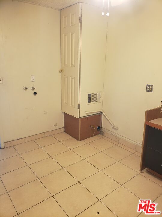 14198 Kiowa Road Apple Valley, CA 92307 - Photo 16 of 18