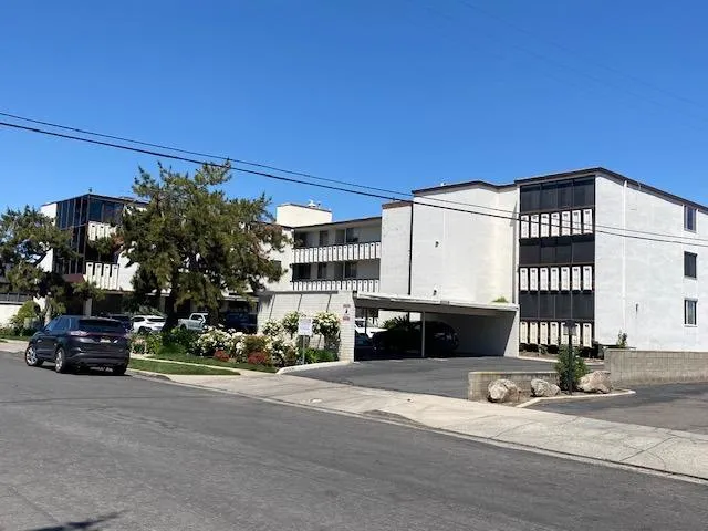 $239,900 | 5180 North Wishon Avenue, Unit 201, Fresno, CA 93704