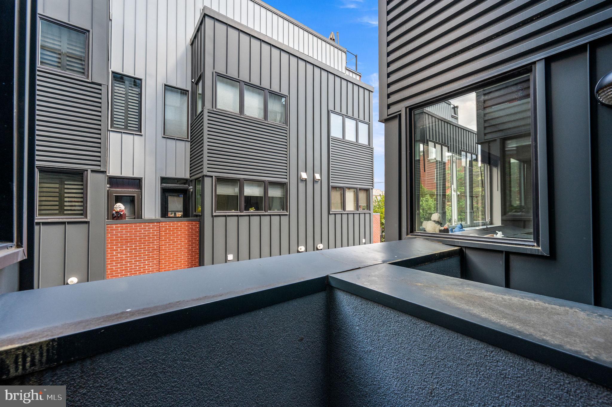 307 Reed Street, Unit C Philadelphia, PA 19147 - Photo 13 of 36