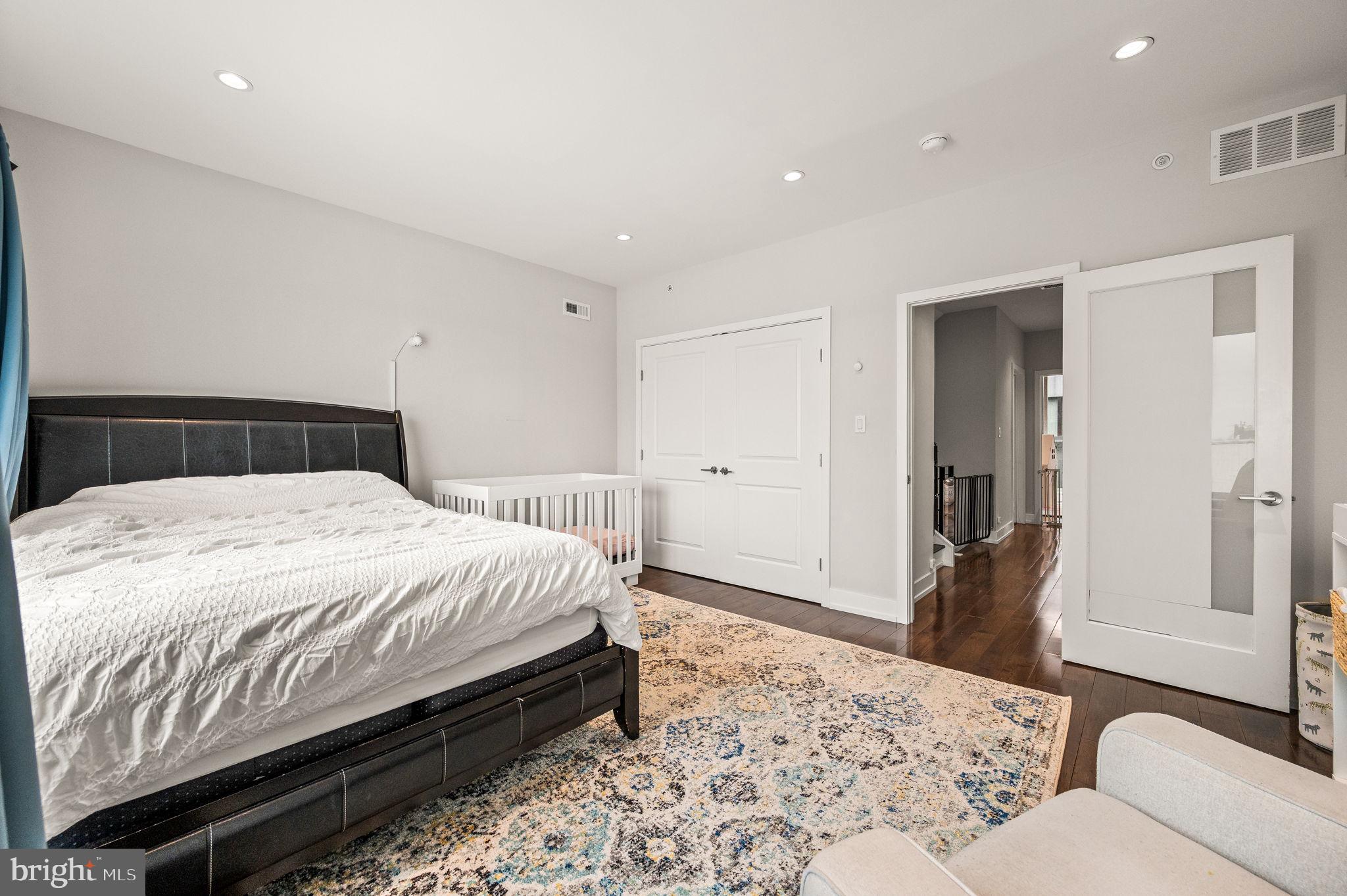 307 Reed Street, Unit C Philadelphia, PA 19147 - Photo 22 of 36