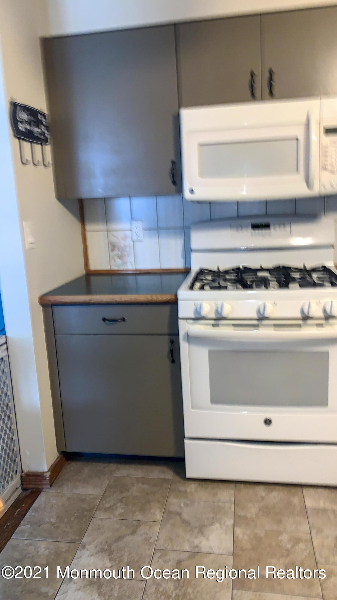 730 Sateroja Road Brick, NJ 08724 - Photo 10 of 19 image 58