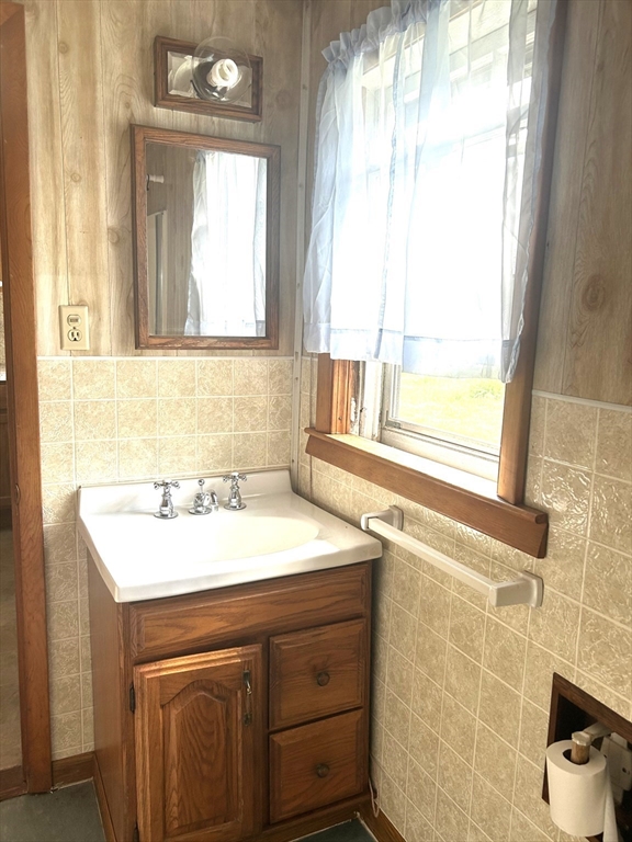 61 Carruth Road Templeton, MA 01468 - Photo 20 of 31