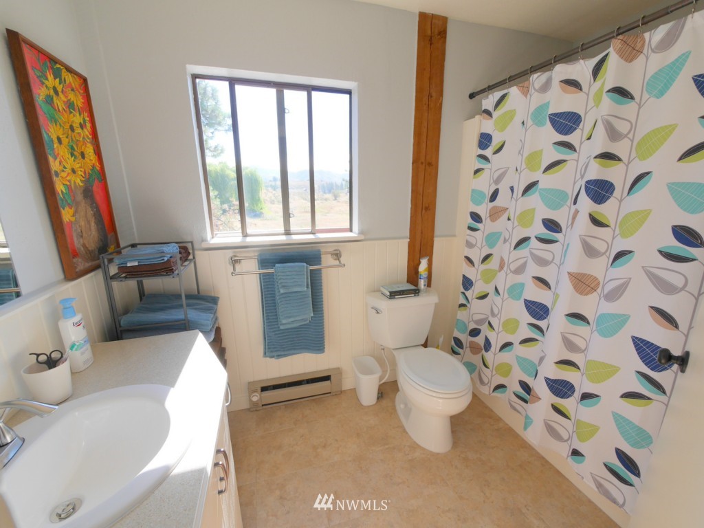 16 Butterweed Road Winthrop, WA 98862 - Photo 15 of 24 Gallery Image 15