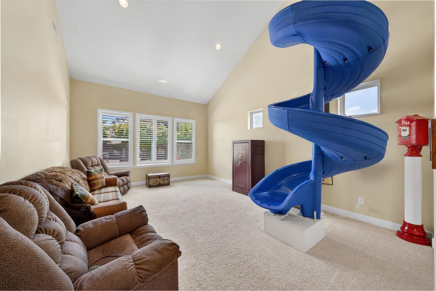 3084 Rall Avenue Clovis, CA 93619 - Photo 15 of 74