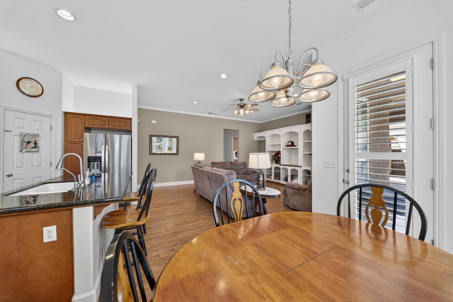 3084 Rall Avenue Clovis, CA 93619 - Photo 27 of 74