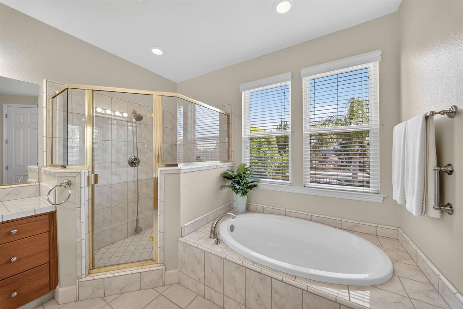 3084 Rall Avenue Clovis, CA 93619 - Photo 51 of 74