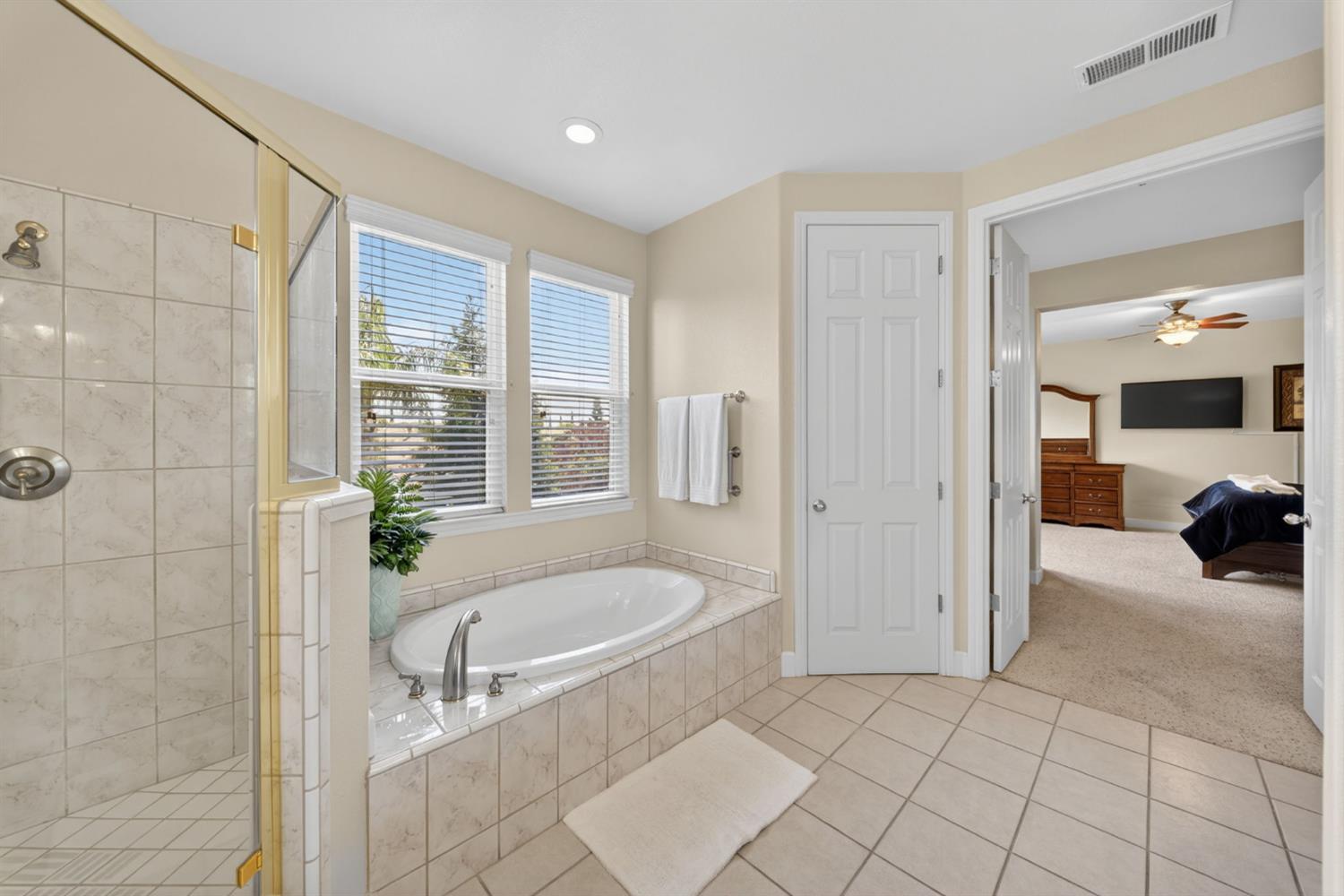 3084 Rall Avenue Clovis, CA 93619 - Photo 52 of 74