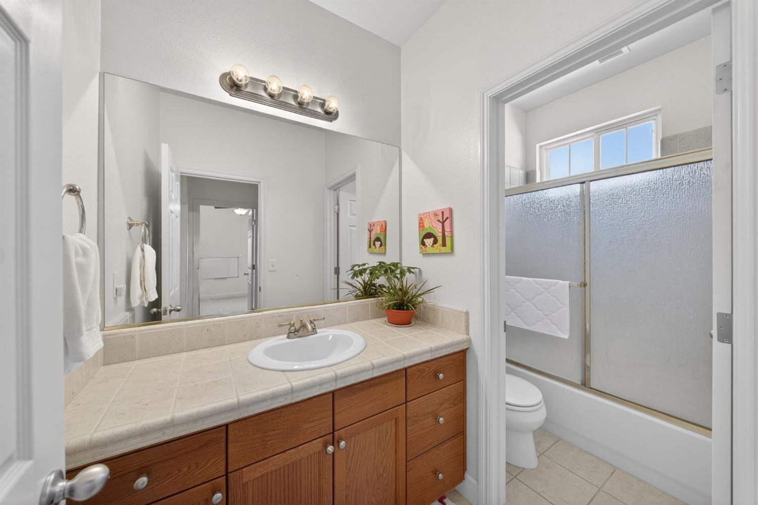3084 Rall Avenue Clovis, CA 93619 - Photo 53 of 74