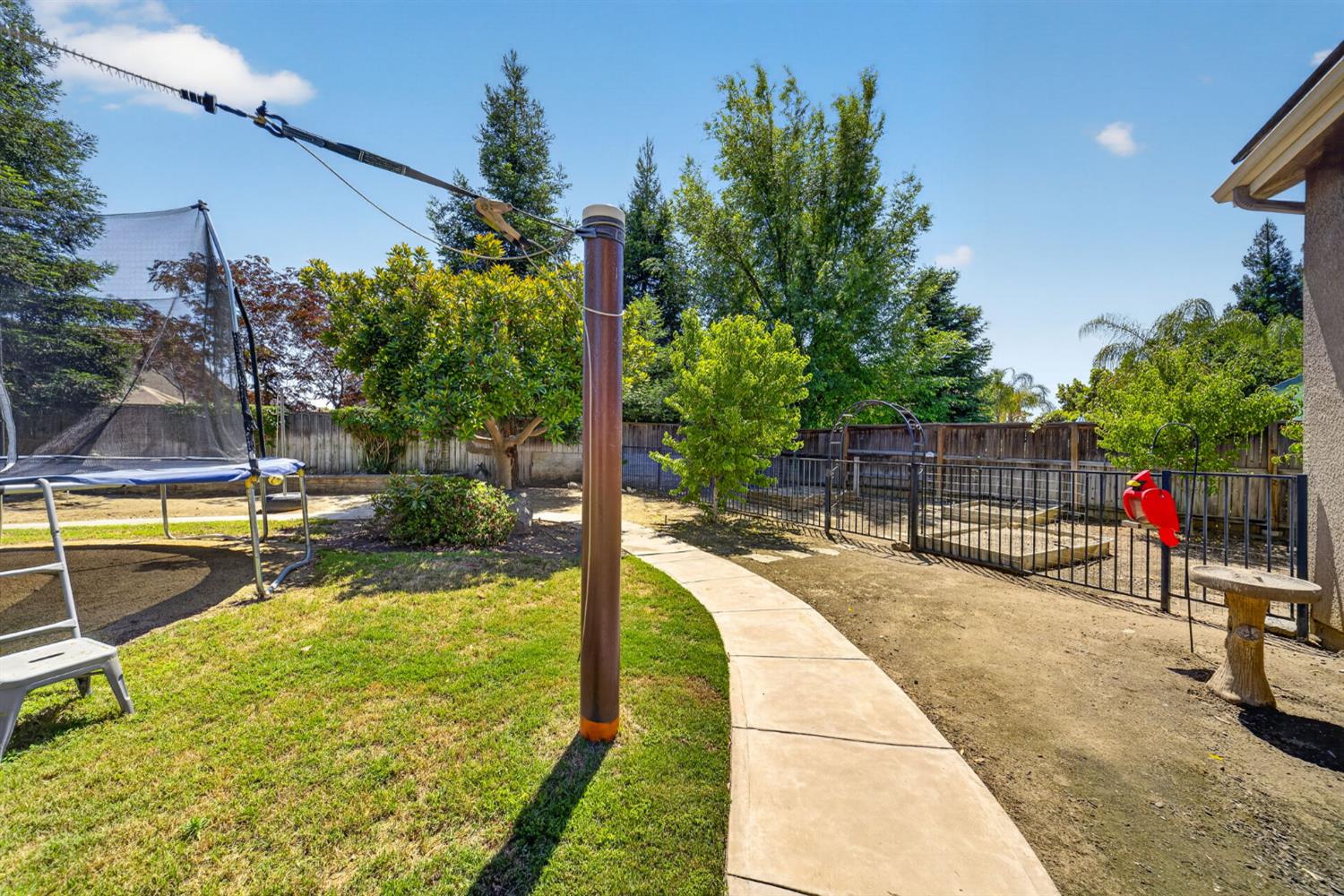 3084 Rall Avenue Clovis, CA 93619 - Photo 67 of 74