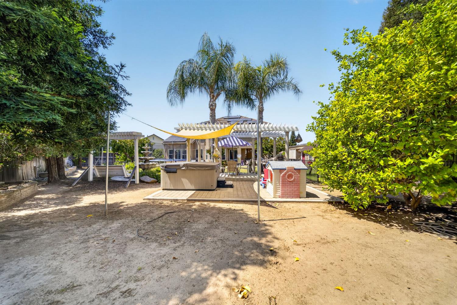 3084 Rall Avenue Clovis, CA 93619 - Photo 71 of 74