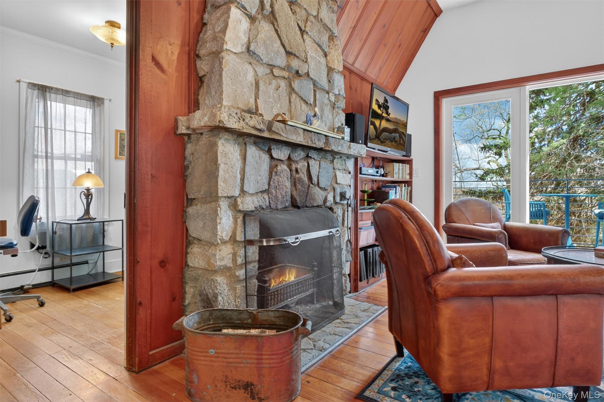 115 Tanglewylde Road Lake Peekskill, NY 10537 - Photo 14 of 47