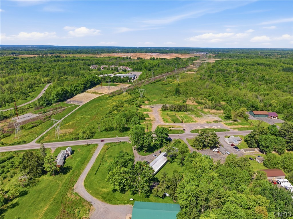 8766 Brewerton Road Cicero, NY 13029 - Photo 10 of 16