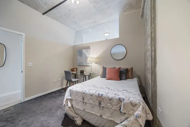 $289,000 | 1620 South Michigan Avenue, Unit 619, Chicago, IL 60616