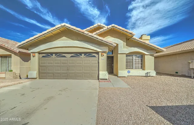 $2,600 | 5204 West Geronimo Street, Chandler, AZ 85226