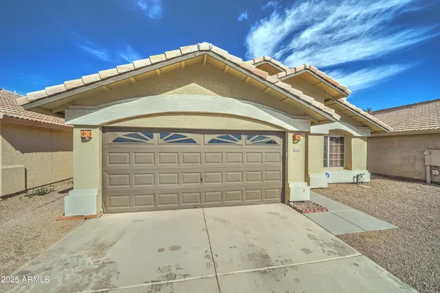 $2,600 | 5204 West Geronimo Street, Chandler, AZ 85226