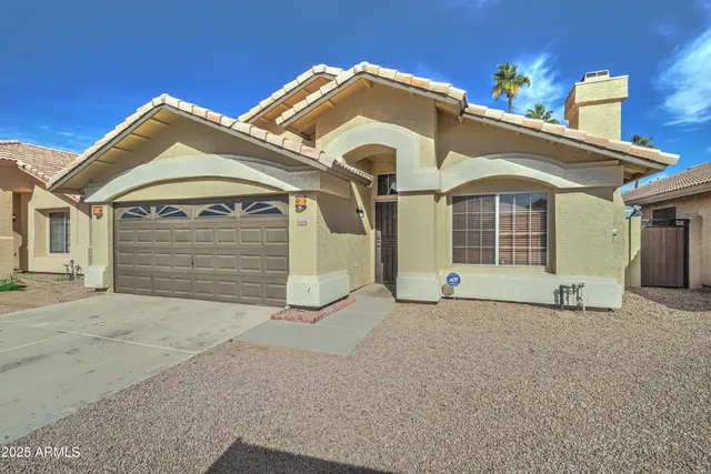 $2,600 | 5204 West Geronimo Street, Chandler, AZ 85226