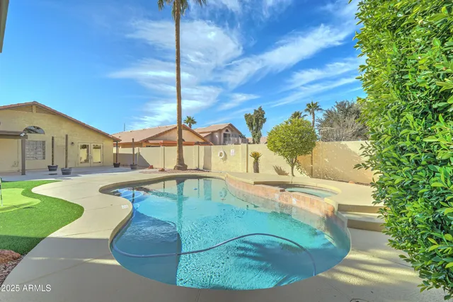 $2,600 | 5204 West Geronimo Street, Chandler, AZ 85226