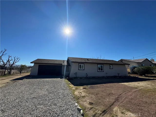 $1,995 | 18393 Catalpa Street, Hesperia, CA 92345