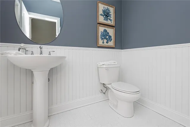 $1,375,481 | 77 Lantern Hl Drive, Cranston, RI 02921