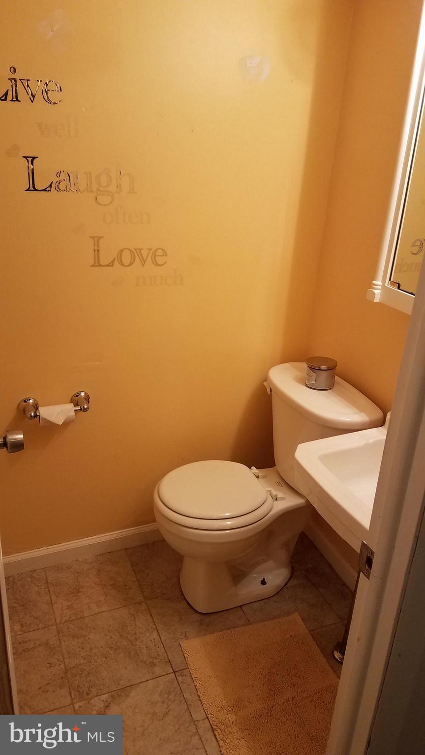 3219 Rhett Road Philadelphia, PA 19154 - Photo 23 of 28 Half Bath