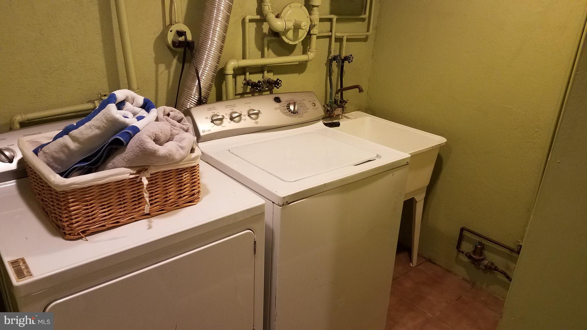 3219 Rhett Road Philadelphia, PA 19154 - Photo 26 of 28 Laundry Area