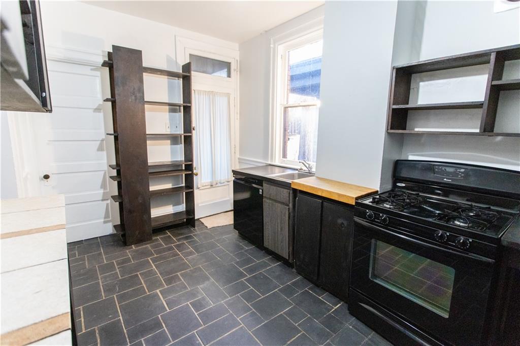 712 Filbert Street Pittsburgh, PA 15232 - Photo 7 of 33 Gallery Image 7