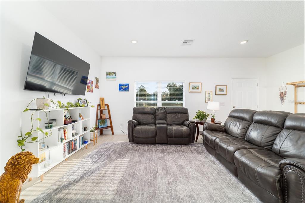 15620 Southwest 37th Circle Ocala, FL 34473 - Photo 2 of 17