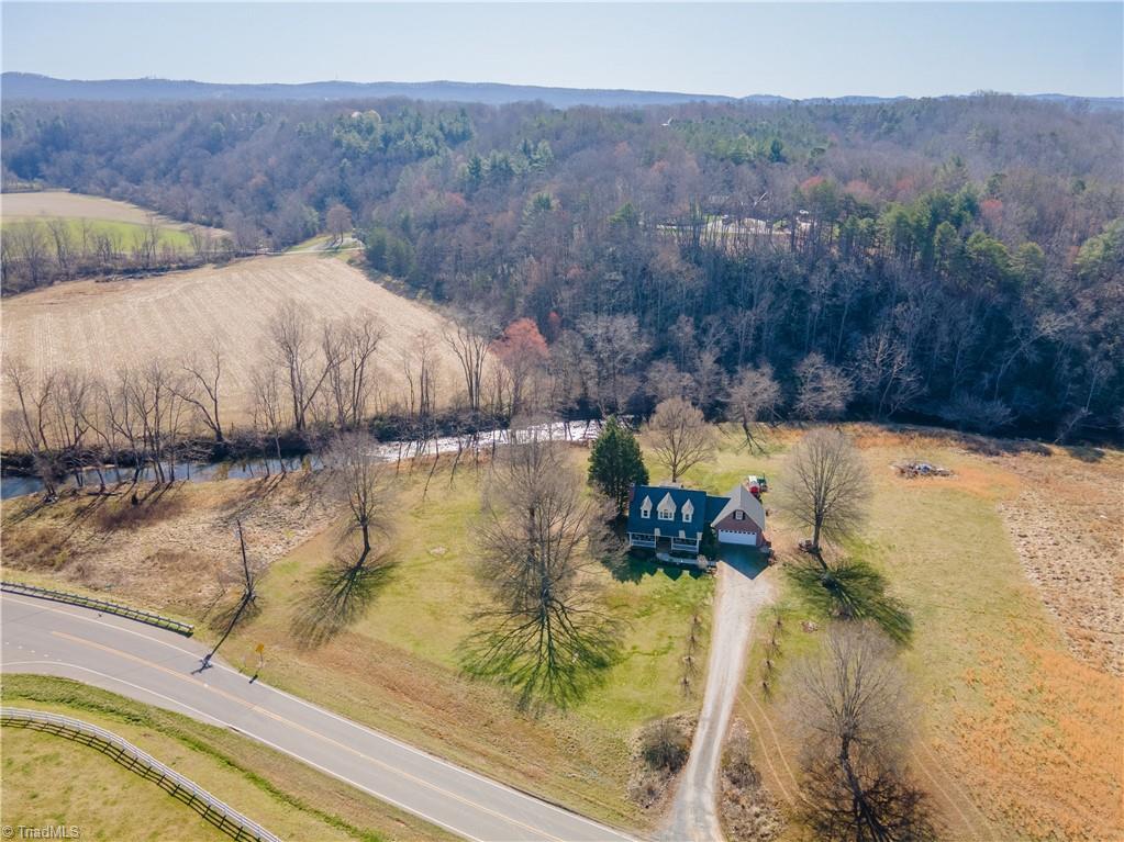 2488 Riverside Drive Mount Airy, NC 27030 - Photo 3 of 48 Gallery Image 3