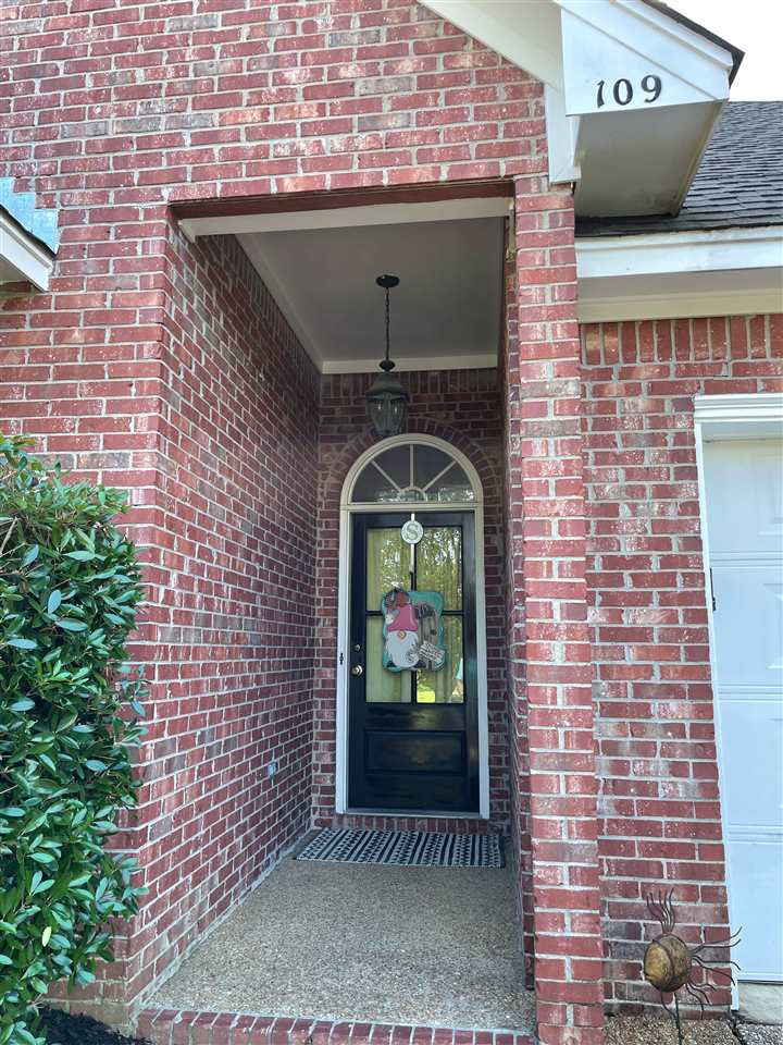 109 Ridgefield Drive Madison, MS 39110 - Photo 5 of 35 Photo 5
