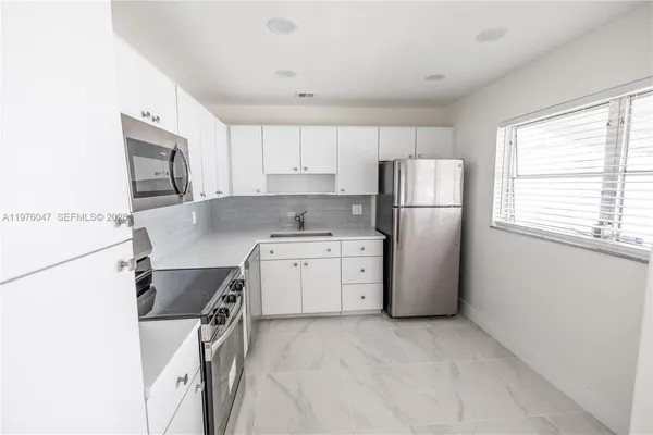 $249,000 | 1057 Northwest 88th Avenue, Unit D91, Plantation, FL 33322