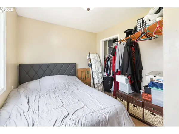 a bed room with a bed