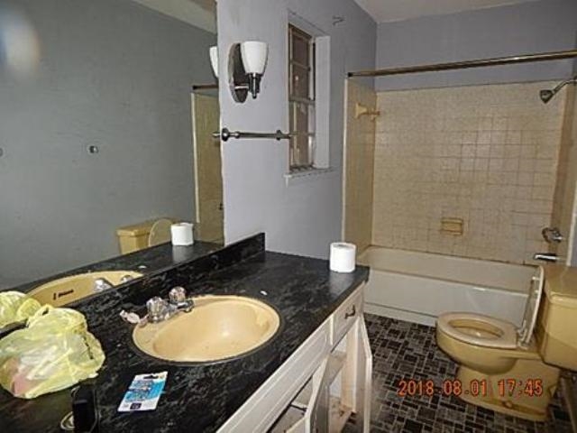 31353 Shambo Road Daphne, AL 36527 - Photo 15 of 18 Master Bathroom