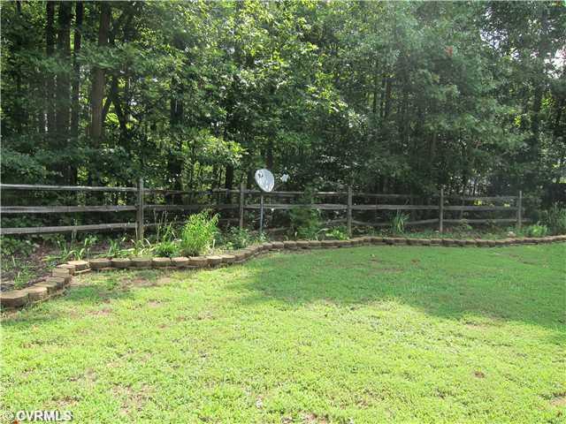 401 Halls Store Road Mineral, VA 23117 - Photo 6 of 10 Yard/Garden