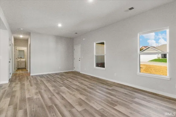 $359,950 | 5670 Hillside Trail, Newburgh, IN 47630