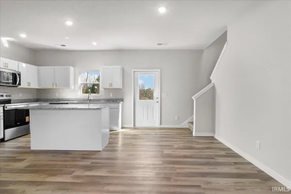 $359,950 | 5670 Hillside Trail, Newburgh, IN 47630