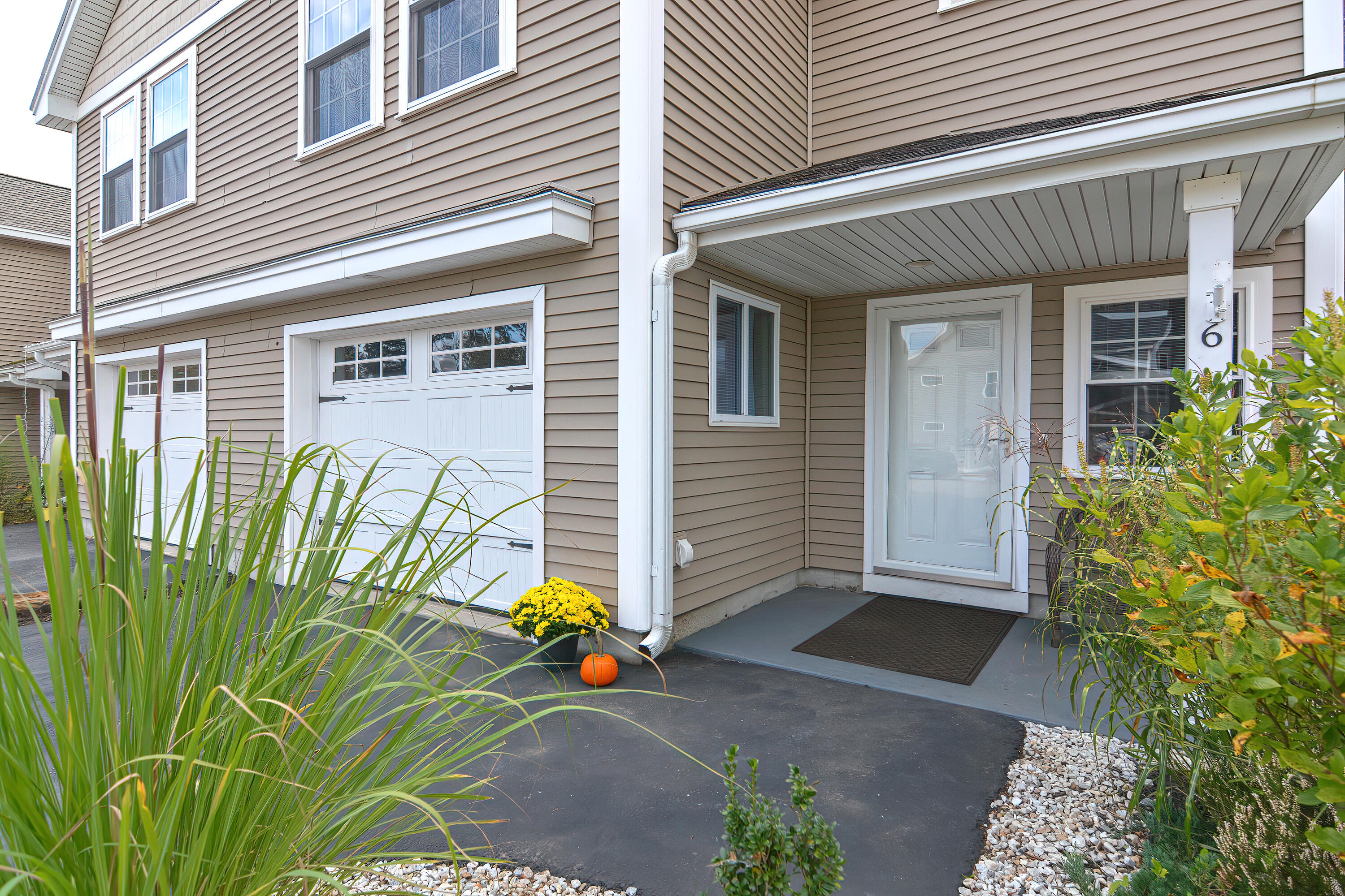 6 Sidetrack Lane, Unit 6 Springvale, ME 04083 - Photo 1 of 55 MH1_2823