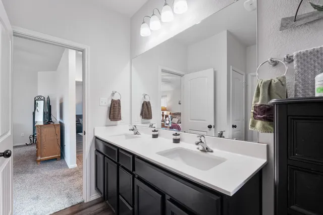 $329,000 | 1636 T H Johnson Drive, Taylor, TX 76574