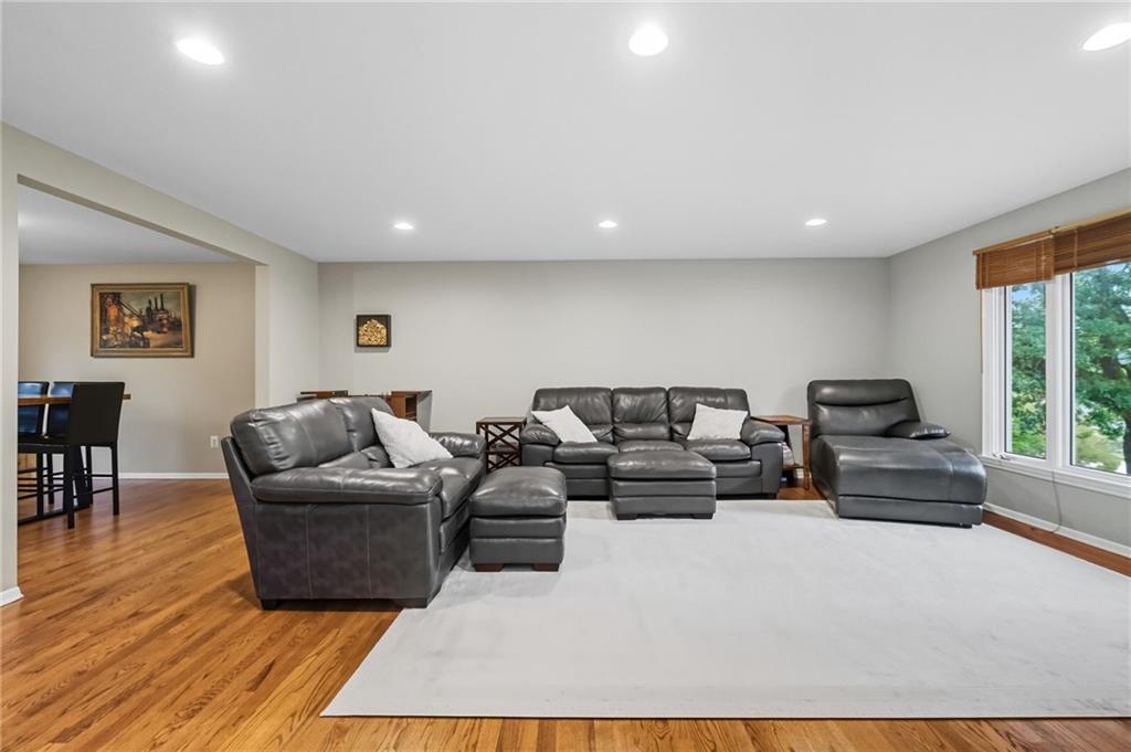 50 Robb Hollow Road Pittsburgh, PA 15243 - Photo 8 of 44 Gallery Image 8