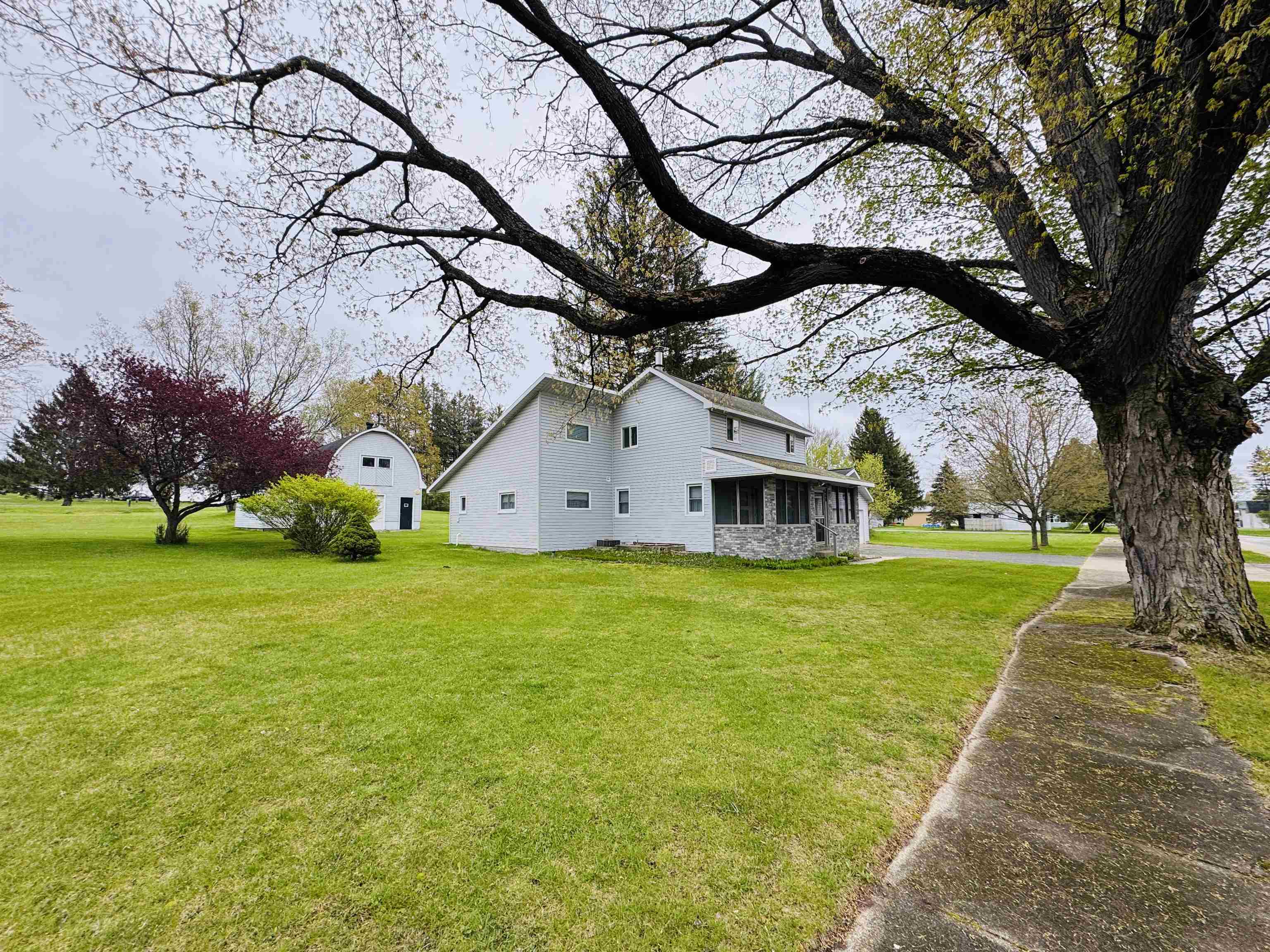 408 Garfield Street Luther, MI 49656 - Photo 5 of 51