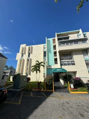 $1,550 | 2029 Northwest 46th Avenue, Unit E509, Lauderhill, FL 33313