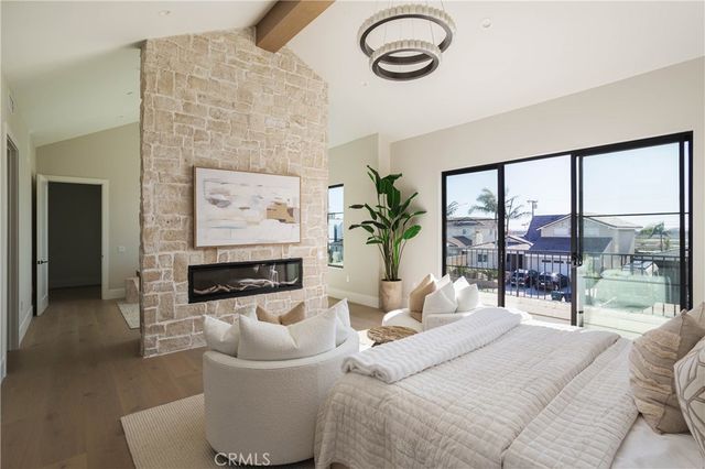 $5,250,000 | 9121 Christine Drive, Huntington Beach, CA 92646