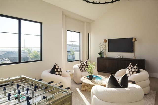 $5,250,000 | 9121 Christine Drive, Huntington Beach, CA 92646