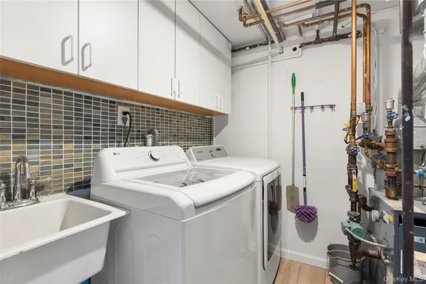 $3,500 | 17 Lanier Lane, Bay Shore, NY 11706