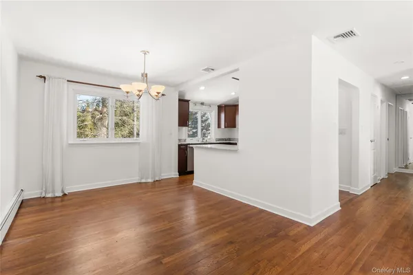 $3,500 | 17 Lanier Lane, Bay Shore, NY 11706