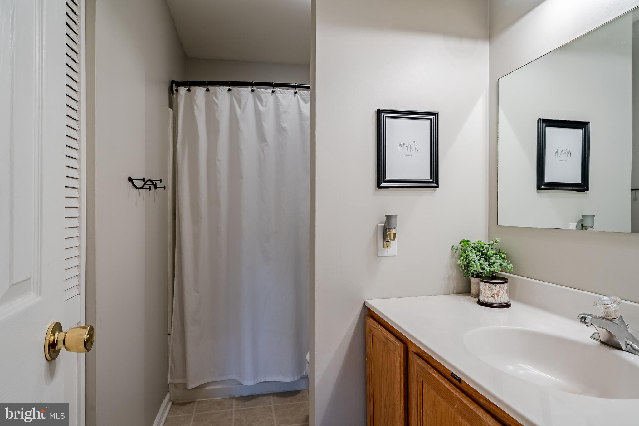 875 Reeceville Road Coatesville, PA 19320 - Photo 29 of 42 Full hall bath from hallway